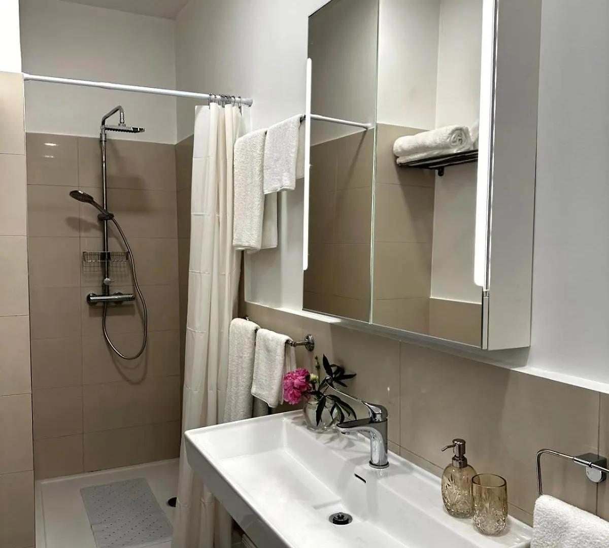 Cotton House Apartment Novi Vinodolski 0*,  Croatia